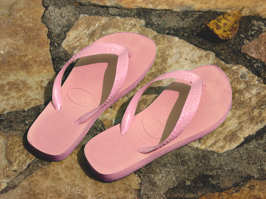 pink flip flops